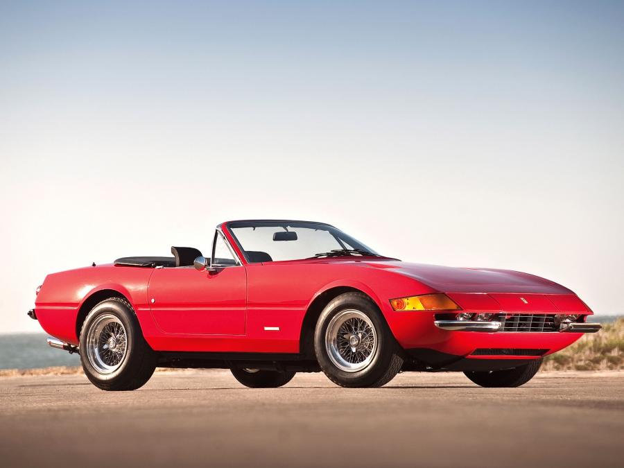  Ferrari 365 GTS/4 Daytona 1971 года  (фото 1 из 32)